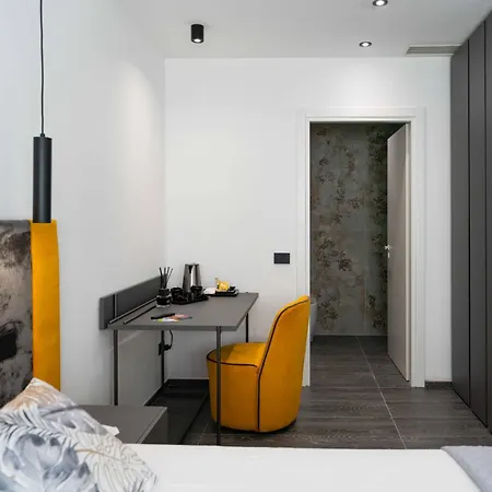 Ml Luxury Room-2
